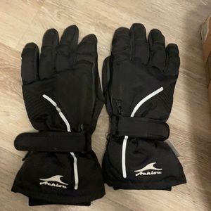 Snow gloves